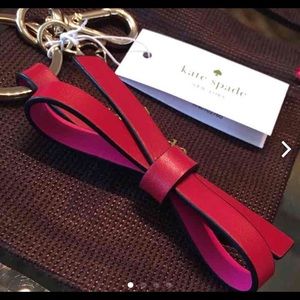 Red leather bow keychain