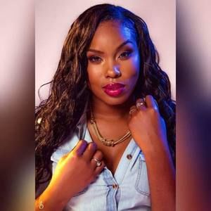 Meet your Posher, Jameshia