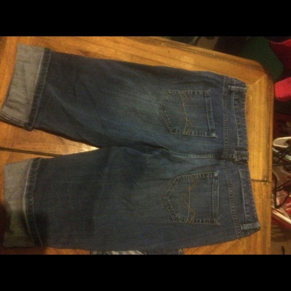 Mossimo capris - Picture 3 of 3