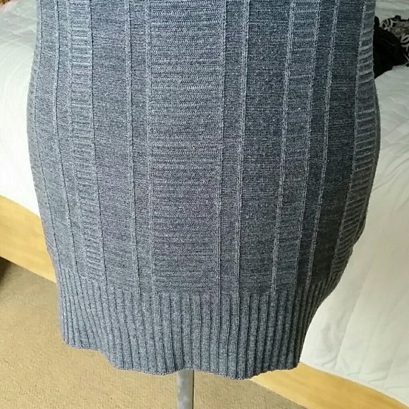 SWEATER BLOUSE - Picture 2 of 3