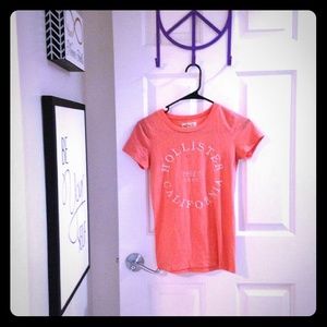 Hollister T-shirt