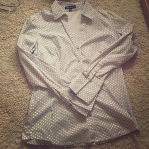 Polka dot express essential shirt