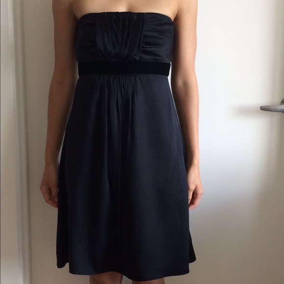 Banana Republic lack strapless dress