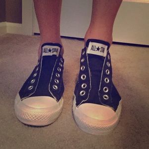 Navy converse