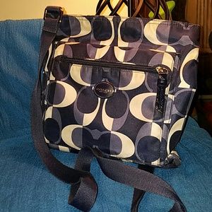 Over the shoulder purse used * Final Sale*
