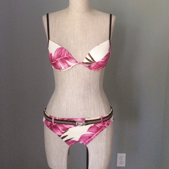 Woman’s 2 Piece Bikini Set