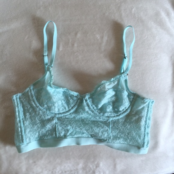 Brand New Gilly Hicks Underwire Bralette 34A