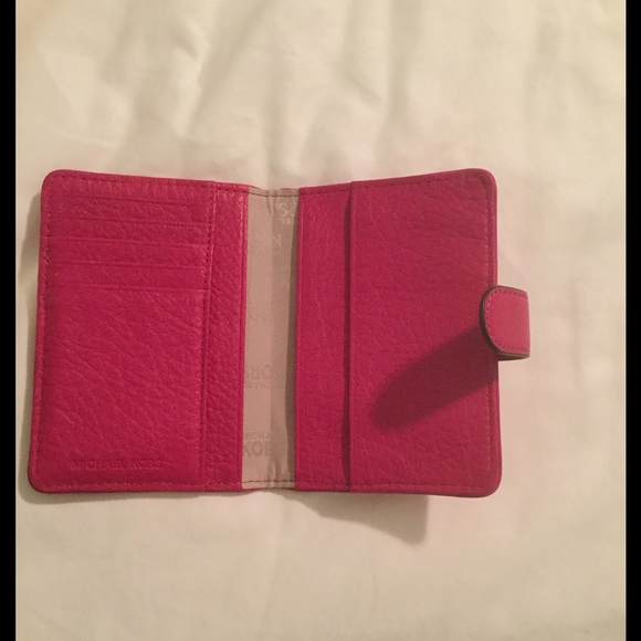 Michael kors wallet - Picture 3 of 4