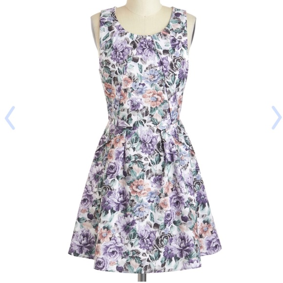 ModCloth Dresses & Skirts - Modcloth Shade Grown Dress