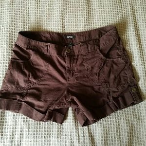 Dark brown light-weight shorts
