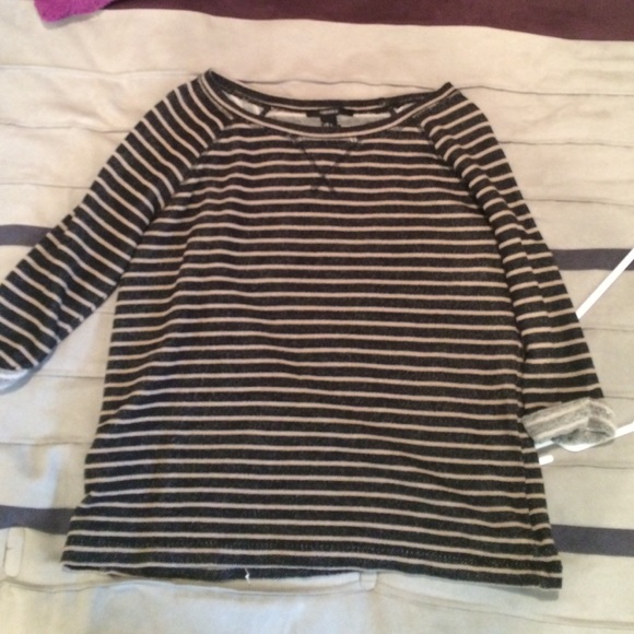 Light sweater brown and black