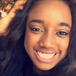 Meet your Posher, Kira