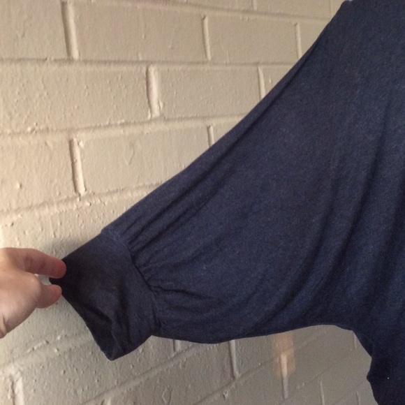 Given as gift with purchase - Picture 3 of 4