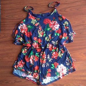 Floral jump suite