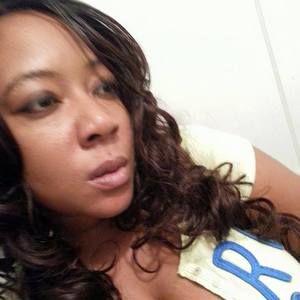 Meet your Posher, Marisa