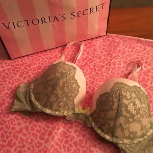 VS Dream Angels Push-Up Bra