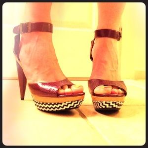 Nomi scrappy heels