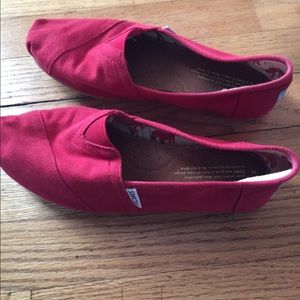 Toms women's shoes size 8