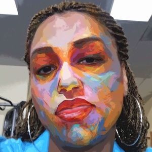 Meet your Posher, Kenisha