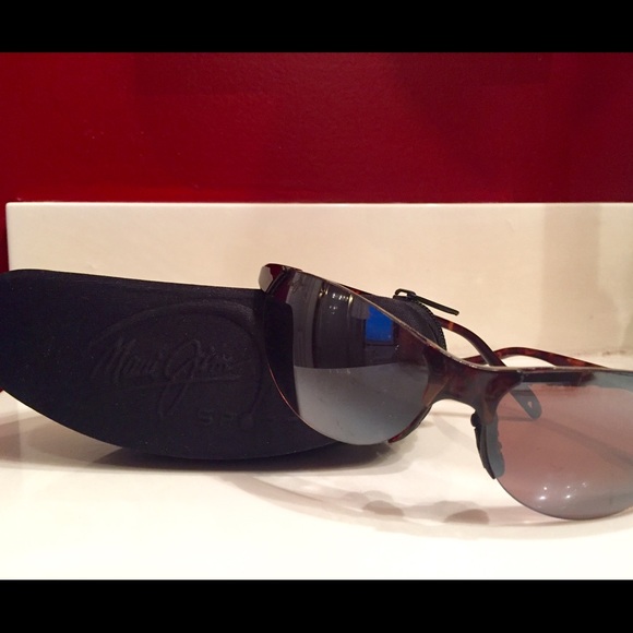Maui Jim Sport Sunglasses. Authentic Polarized.