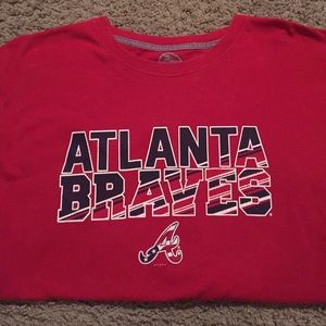 New Era Men's Atlanta Braves Tshirt