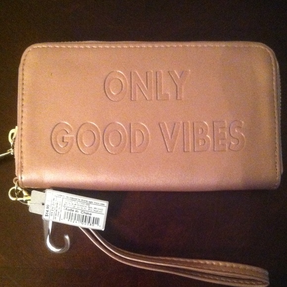 ONLY GOOD VIBES WALLET