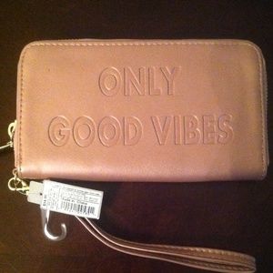 ONLY GOOD VIBES WALLET