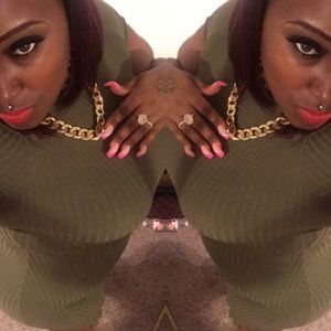 Meet your Posher, Arielle