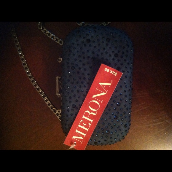 BEAUTIFUL LONG STRAP SHOULDER PURSE - Picture 2 of 4