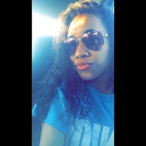 Meet your Posher, Easter