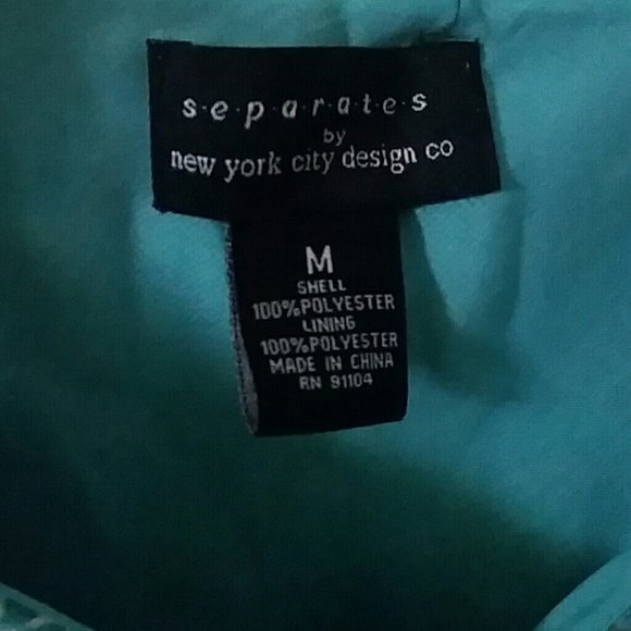 Blouse - Picture 2 of 3