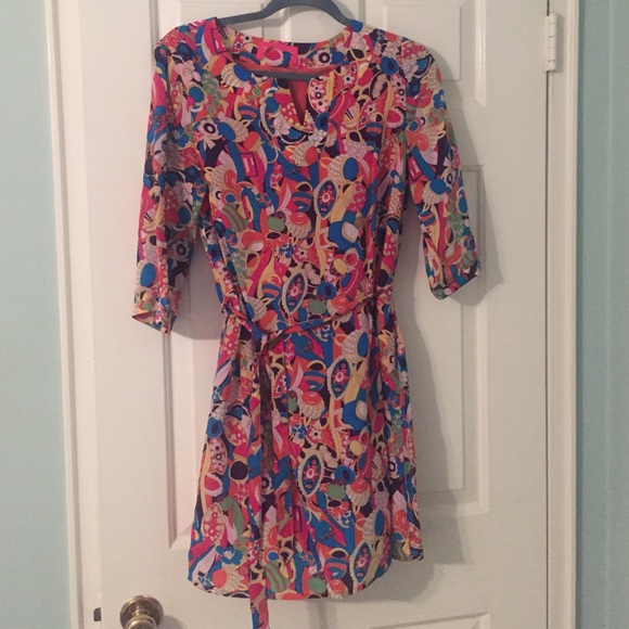 Lilly Pulitzer Bling My Chimes Sz 4 - Picture 1 of 1