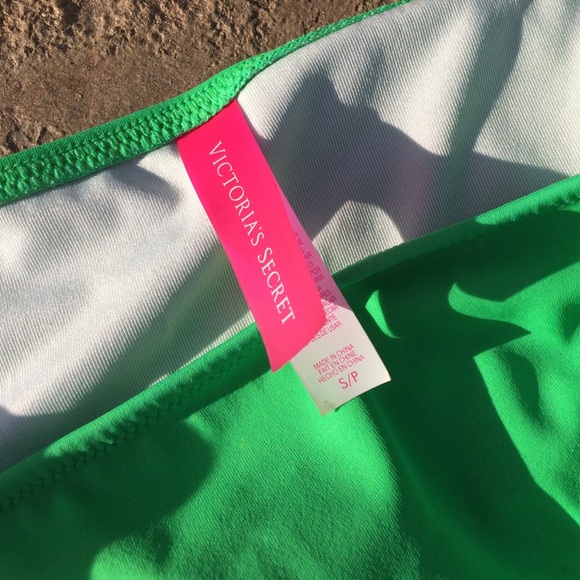 Victoria's Secret swim bottoms - Picture 2 of 3