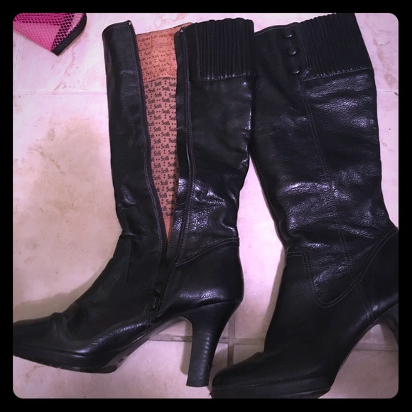 Genuine leather boots!