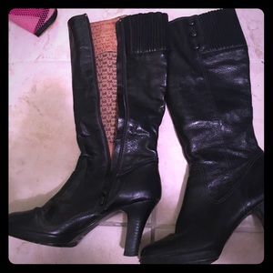 Genuine leather boots!