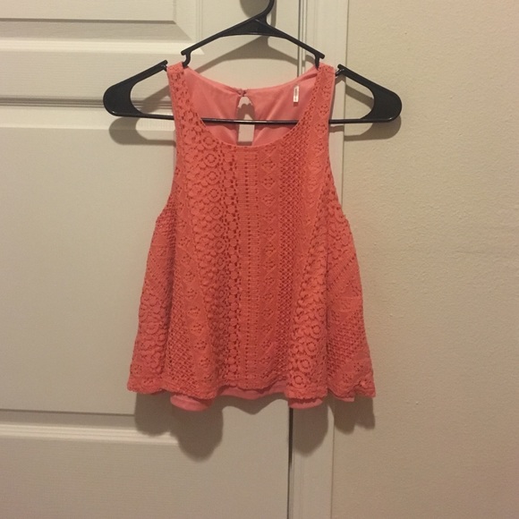 Tank tops โค๏ธ๐๐๐๐ - Picture 3 of 4