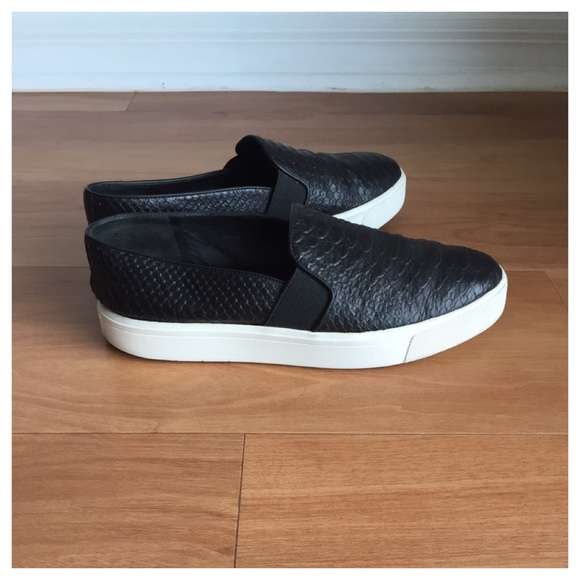 Vince Shoes - 🌵HP🌵Vince Berlin Slip On Sneaker