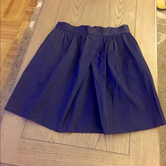 H&M navy tulip skirt
