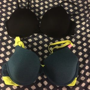 🎀 Set of 2 Victoria Secret PINK Bras 🎀
