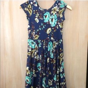Lularoe Dot Dot Smile Dress
