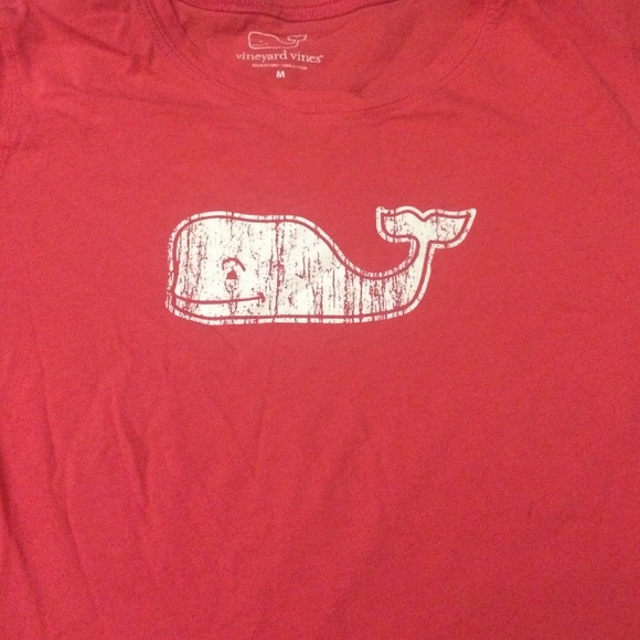 Vineyard Vines Tee