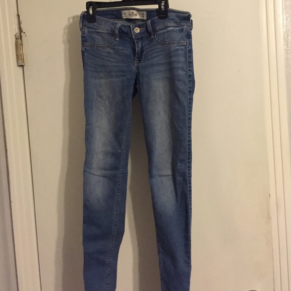 Hollister skinny jeans