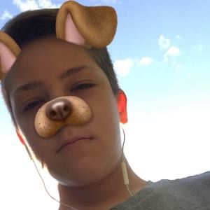 Meet your Posher, Devin