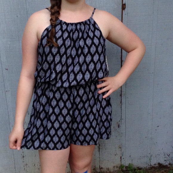 ♣️NWT Target Black and White Romper