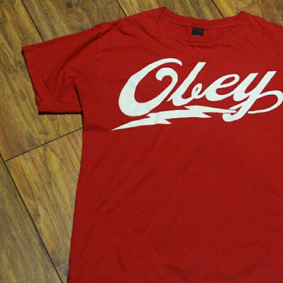 Men's obey t