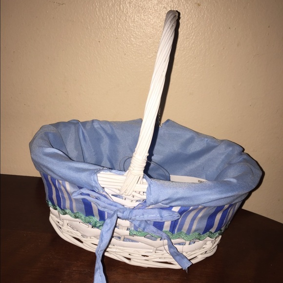 🐰🐣Blue Lining Wicker Basket (X-Small)