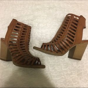 Hardly worn, Rampage block heels