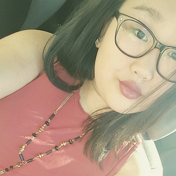 💋MEET YOUR POSHER💋 - Picture 1 of 1