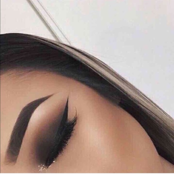 🎀WATERPROOF GEL EYELINER🎀 - Picture 1 of 3