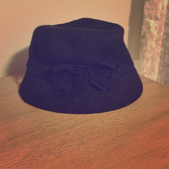 never worn. Fedora hat for women